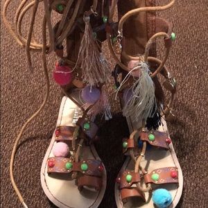Girls Sz10 boho gladiator sandals